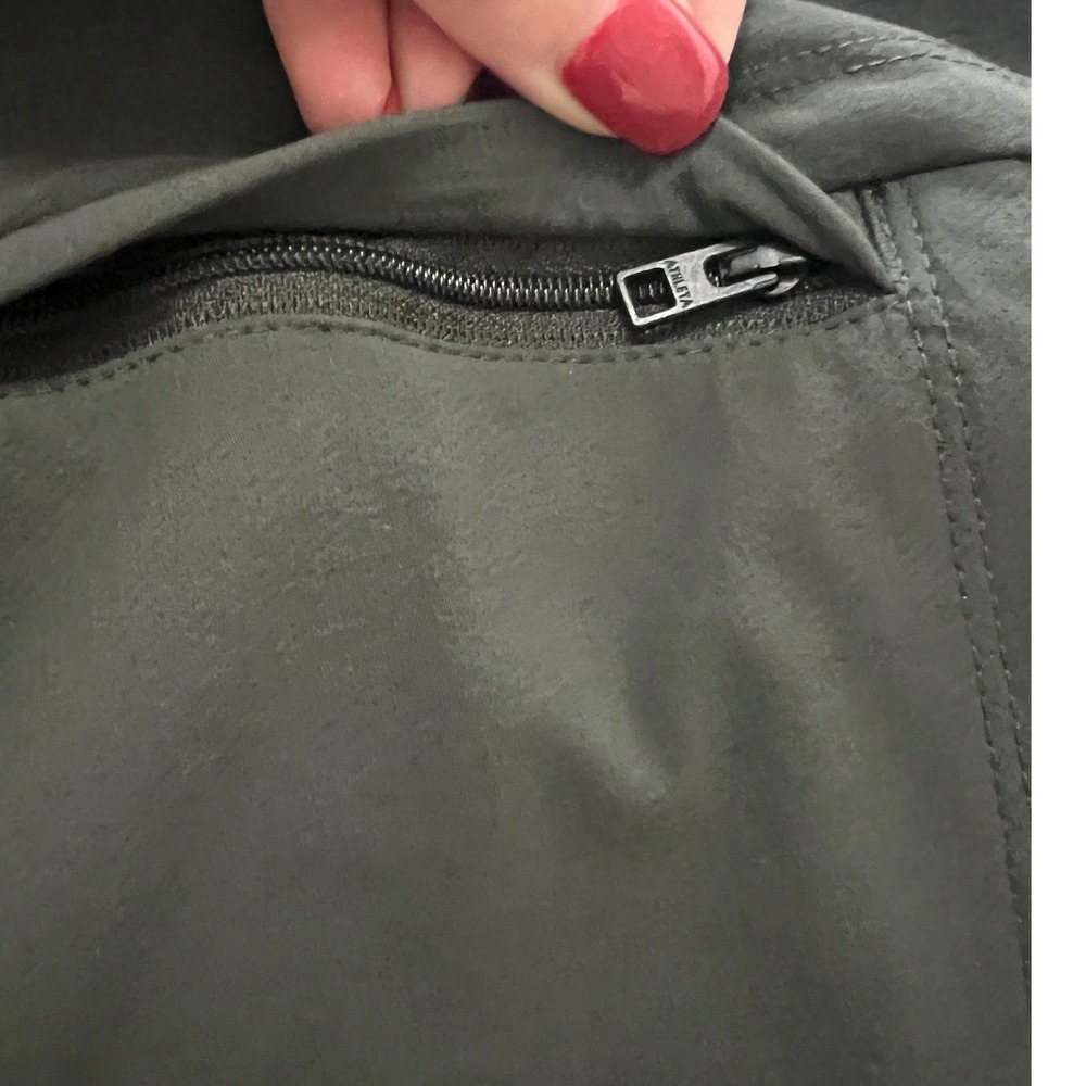 Athleta Cargo Pants Women Size 2 Gray Nylon Spandex Zip Pockets Activewear - Picture 7 of 11